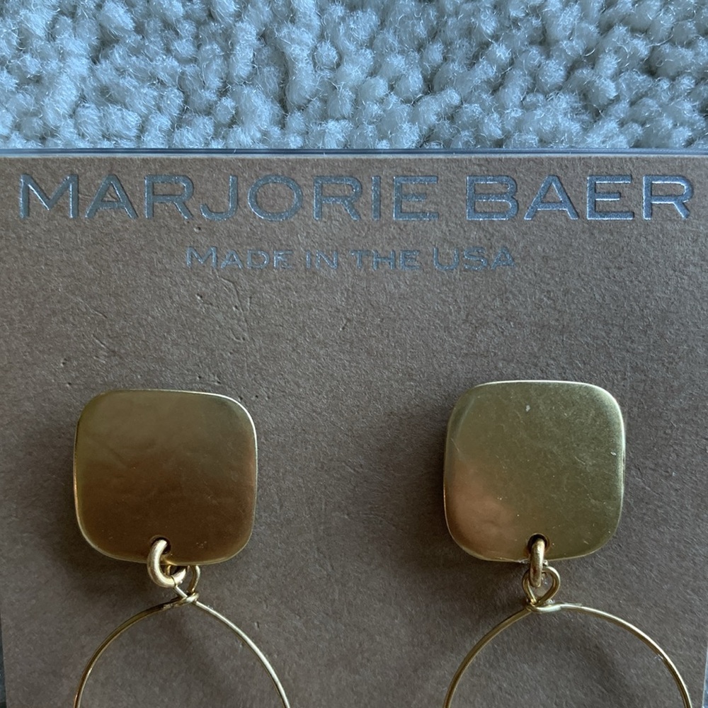 NWT Marjorie Baer gold and pearl earrings. Pierced - Picture 5 of 5